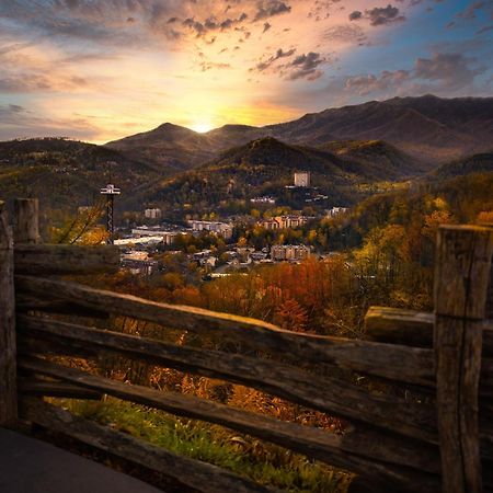 Tranquility Hollow, Indoor Pool, Game Room, 1089 Free Tickets Each Paid Day, Dollywood And More! Sevierville Esterno foto